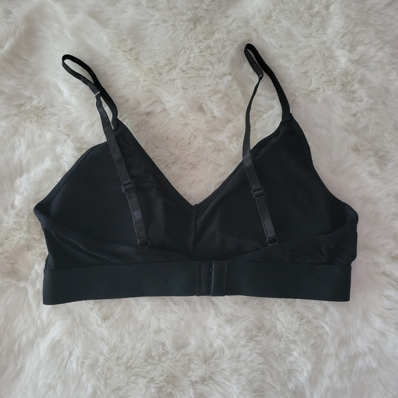 JUICY COUTURE BRAND NEW 2-PACK BRAS WIRE-FREE REMOVABLE PADS SIZE M - Picture 8 of 9